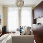 Apartamento Cozy 1-bedroom In *
