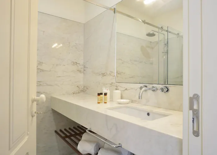 Cozy 1-bedroom In Apartamento *