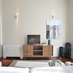 Cozy 1-bedroom In * Πόρτο